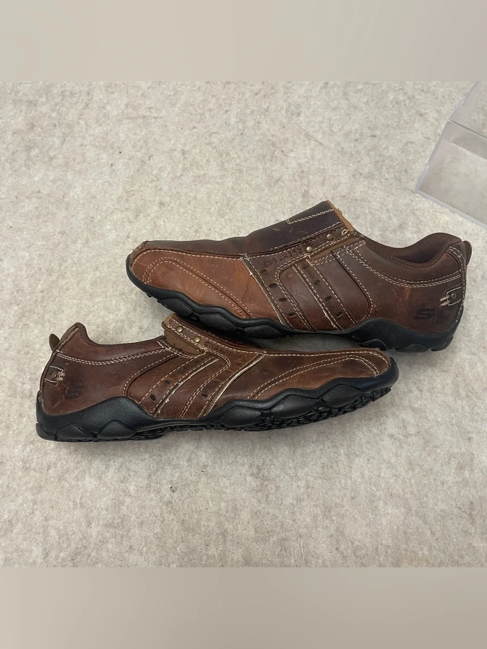 Skechers Brown Leather Slip On Comfort Loafers Men’s size 10